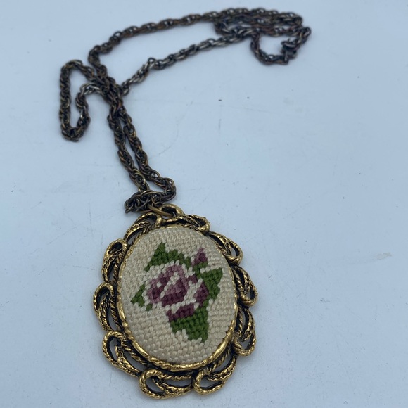 VTG petit point needlepoint mirrored pendant goldtone ornate frame necklace - Picture 1 of 5